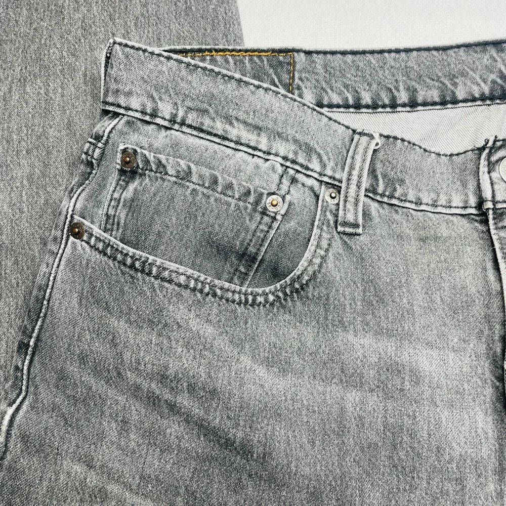 Levi's 502 Taper Jeans Men 36x34 Gray WaterLess Stretch Denim